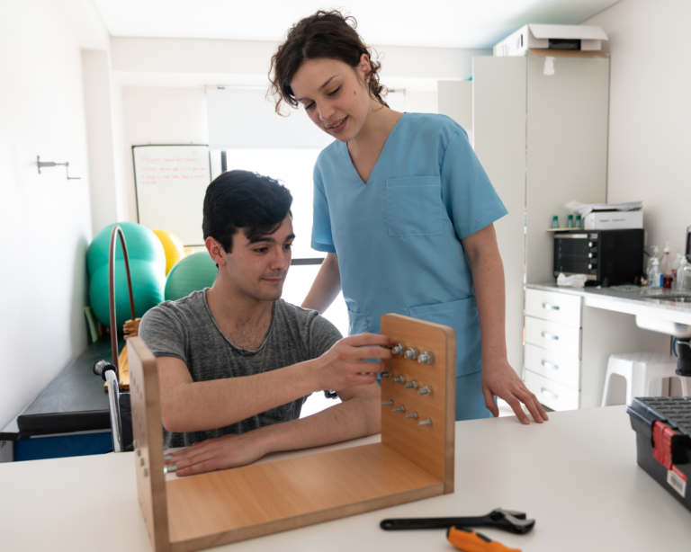 Explorando a Terapia Ocupacional no Autismo: Atividades Práticas para o Dia a Dia